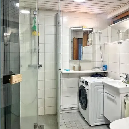 Apartment Kotimaailma - Tilava Rivitalo Asunto 3mh Ja Sauna Laehellae Korson Keskustaa Helsinki