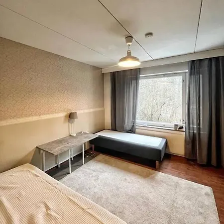 Kotimaailma - Tilava Rivitalo Asunto 3mh Ja Sauna Laehellae Korson Keskustaa * Helsinki